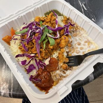 Avatar's Restaurant - Curry chicken rice plate - Indian Near Me - Mill Valley, California