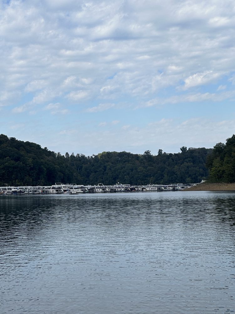 LEE’S FORD RESORT MARINA 23 Photos & 47 Reviews 451 Lees Ford Dock