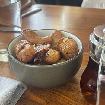 Bowood by Niche - Side of potato's - Breakfast & Brunch Near Me - Saint Louis, Missouri