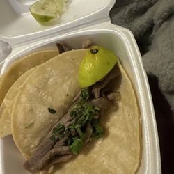 La Oaxaquena - Steak tacos
