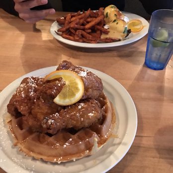 Brownstone Pancake Factory - Breakfast & Brunch Near Me - Edgewater, New Jersey