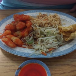 Chen's Dynasty - The numbers 3 awesome portion sizes and tastes great