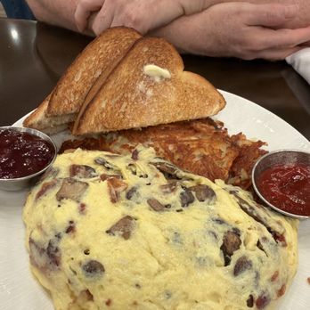 Sid's Cafe - 3-egg omelette - American Near Me - Las Vegas, Nevada