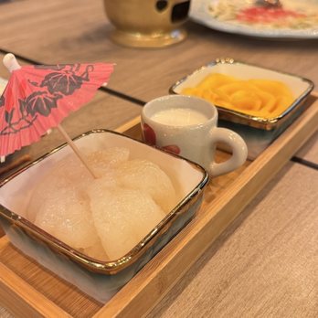 Sampannee Thai - Mango Sticky Rice - Thai Near Me - Washington, DC, District of Columbia