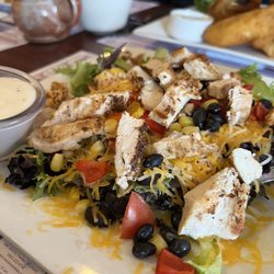 Shiloh's Restaurant - Southwest salad