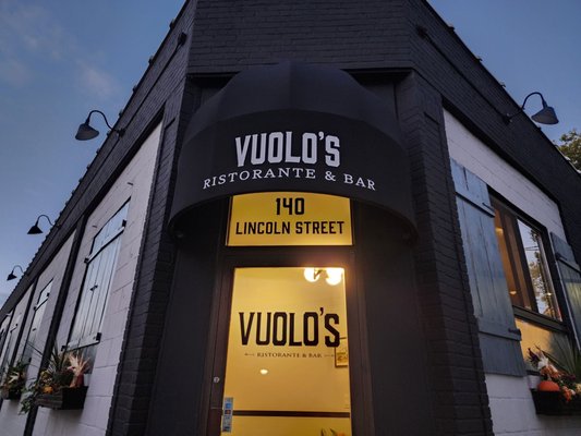 Vuolo's by null