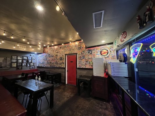 Naked City Pizza Paradise by null
