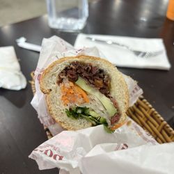 Banh Mi Amour - Charbroiled beef banh mi