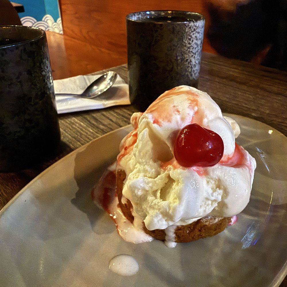 Ebi Sushi Bar - Butter cake with ice cream - Sushi Bars Near Me - Somerville, Massachusetts Ebi Sushi Bar - Butter cake with ice cream - Sushi Bars Near Me - Somerville, Massachusetts