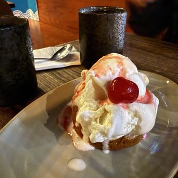 Ebi Sushi Bar - Butter cake with ice cream - Sushi Bars Near Me - Somerville, Massachusetts Ebi Sushi Bar - Butter cake with ice cream - Sushi Bars Near Me - Somerville, Massachusetts