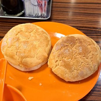 Alice’s Kitchen - Pineapple bun - Noodles Near Me - Temple City, California Alice’s Kitchen - Pineapple bun - Noodles Near Me - Temple City, California