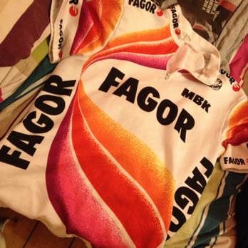 W. Armstrong & Son - Cycling jersey purchased for £6 - Used, Vintage & Consignment Near Me - Edinburgh, EDH W. Armstrong & Son - Cycling jersey purchased for £6 - Used, Vintage & Consignment Near Me - Edinburgh, EDH