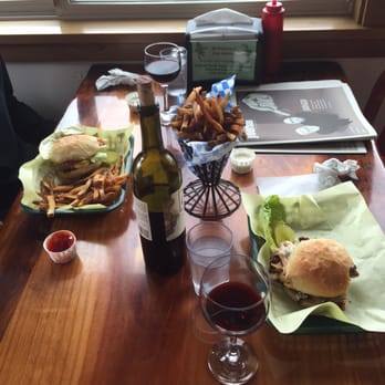 The Lighthouse Grill - I had a delicious lunch at the Lighthouse Grill with my son this week, we even shared a bottle of wine from Willow Creek. - American Near Me - Trinidad, California