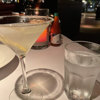 Hillstone - Lamondrop - New American Near Me - San Francisco, California