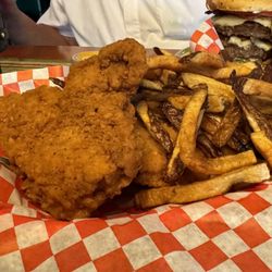 Carbonado Saloon - Chicken strips and fries - made to order
