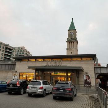 LCBO - Outside - Beer, Wine & Spirits Near Me - Toronto, Ontario LCBO - Outside - Beer, Wine & Spirits Near Me - Toronto, Ontario