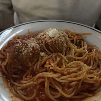 Il Chianti Italian - Spaghetti & Meatballs - Italian Near Me - Las Vegas, Nevada