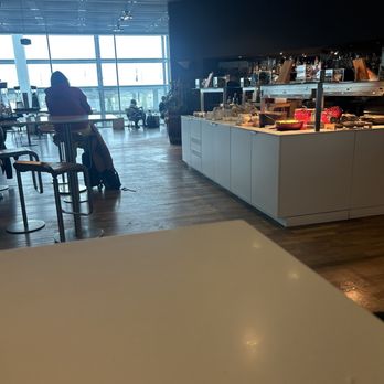 Lufthansa Business Lounge Schengen - Airport Lounges Near Me - Munich, BY