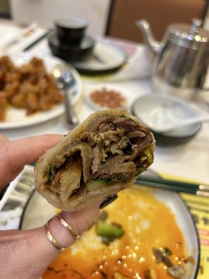 Mama Lu's Dumpling House by null