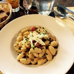 Bistrot Jutard - Gnocchis sauce gorgonzola, poires et tomates cerises