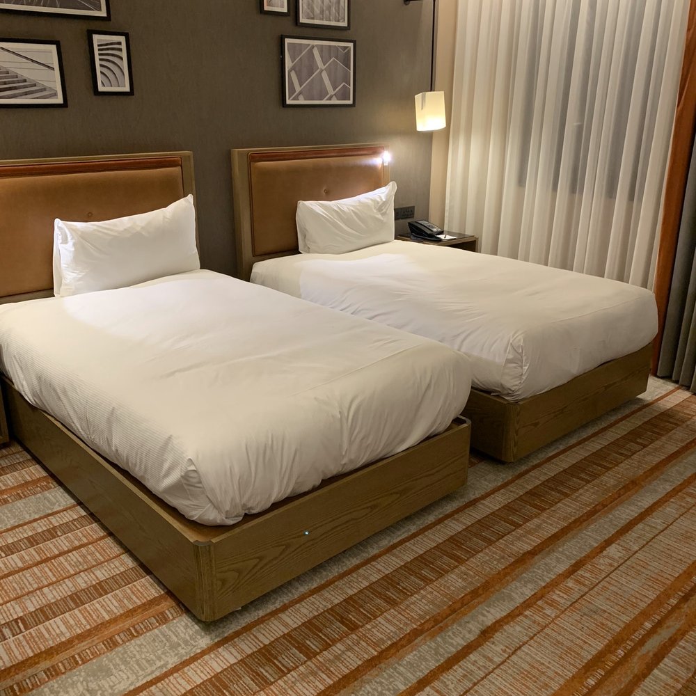 Hilton London Tower Bridge - Deluxe twin room - Hotels Near Me - London, XGL Hilton London Tower Bridge - Deluxe twin room - Hotels Near Me - London, XGL