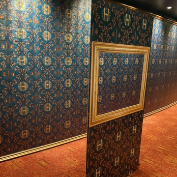 Curran - Strange location for a photo setup right outside of the ladies restrooms for Harry Potter and the Cursed Child (March 2022) - Performing Arts Near Me - San Francisco, California Curran - Strange location for a photo setup right outside of the ladies restrooms for Harry Potter and the Cursed Child (March 2022) - Performing Arts Near Me - San Francisco, California