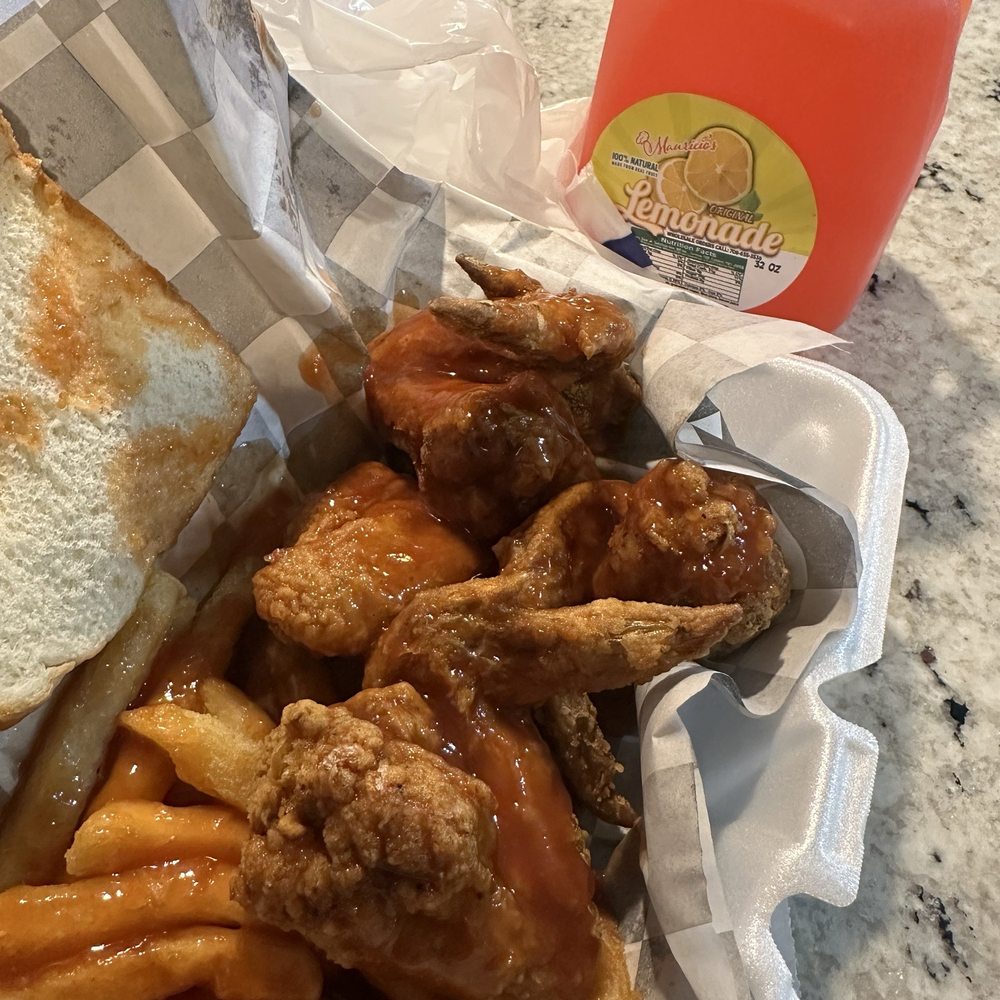 Harold's Chicken Shack #36 - 4 Wings Special - Chicken Wings Near Me - Chicago, Illinois Harold's Chicken Shack #36 - 4 Wings Special - Chicken Wings Near Me - Chicago, Illinois