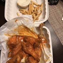 Nuzback's - Carolina wings the best