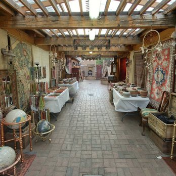 Momeni’s Gallery - Rugs Near Me - Santa Fe, New Mexico