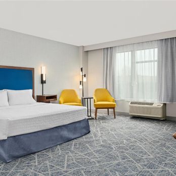 Hampton Inn Chicago North-Loyola Station - Guest room - Hotels Near Me - Chicago, Illinois Hampton Inn Chicago North-Loyola Station - Guest room - Hotels Near Me - Chicago, Illinois