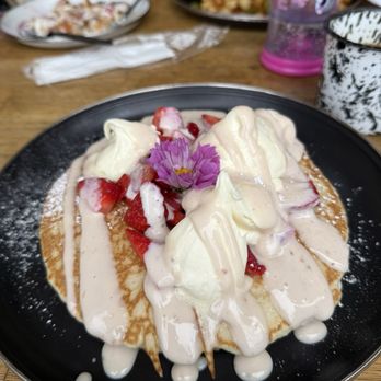 Pradera Brunch - Pancakes with fresh cream and strawberries - Breakfast & Brunch Near Me - Baldwin Park, California Pradera Brunch - Pancakes with fresh cream and strawberries - Breakfast & Brunch Near Me - Baldwin Park, California