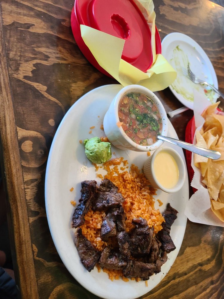 Jalapenos Restaurant — Mexican restaurant in Quinlan