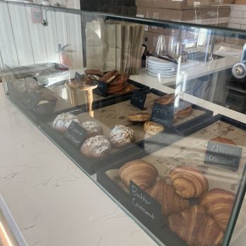 Underdog Coffee & Bread - pastry case - Breakfast & Brunch Near Me - Annandale, Virginia