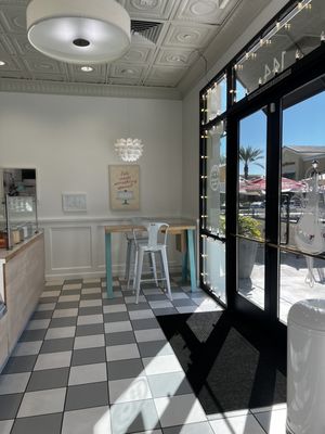 SusieCakes - Carlsbad by null