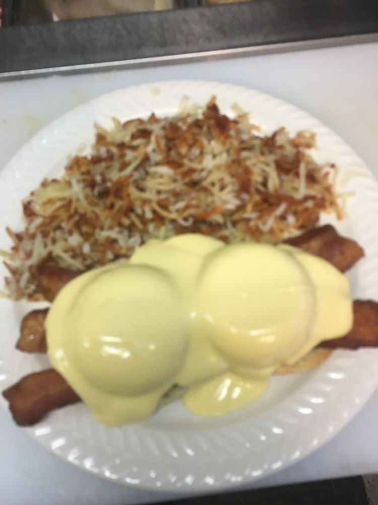 KDS CAFE Updated September 2024 21 Photos 1000 Bellevue Road