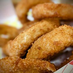 Eat Crispy Burger Encinitas - Onion rings