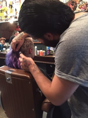 Rudy's Barbershop by null