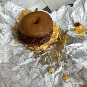 Zippy Lube - Breakfast sandwich - Coffee & Tea Near Me - Madison, Wisconsin Zippy Lube - Breakfast sandwich - Coffee & Tea Near Me - Madison, Wisconsin