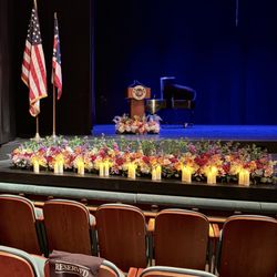 Emerald La Fleur - Stage Florals for the Aronoff Center
