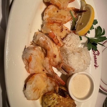 Shaw's Crab House - Shaw 's Seafood Platter - Seafood Near Me - Chicago, Illinois Shaw's Crab House - Shaw 's Seafood Platter - Seafood Near Me - Chicago, Illinois