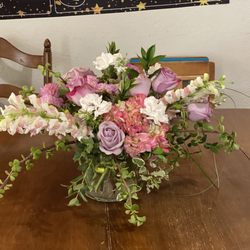 Lee's Floral and Gift Shop