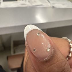Lily Nails - Missing gem