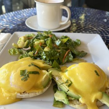 Café Miriam- City Park - Avocado benedict - Coffee & Tea Near Me - Denver, Colorado