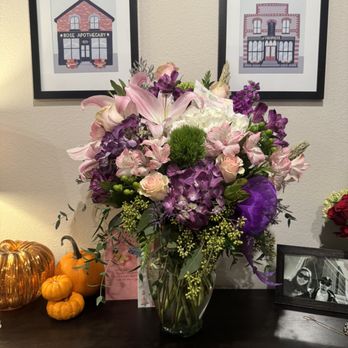 Upland Flowers - Florists Near Me - Upland, California