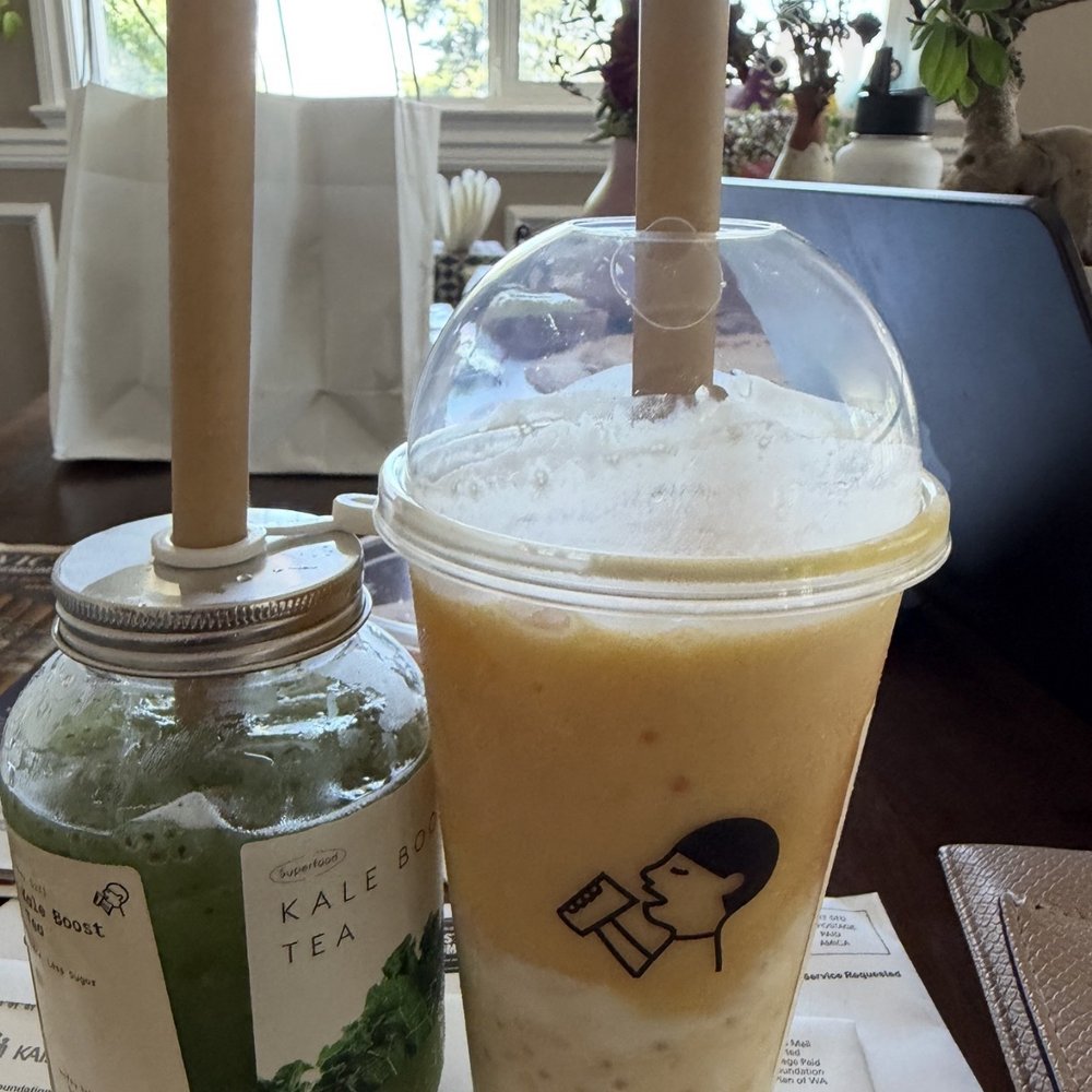 Heytea - Fresh kale, mango smoothie - Bubble Tea Near Me - Bellevue, Washington
