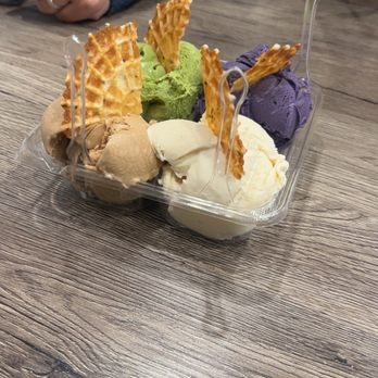 Ant's Ice Cream - Flight - Ice Cream & Frozen Yogurt Near Me - Garden Grove, California