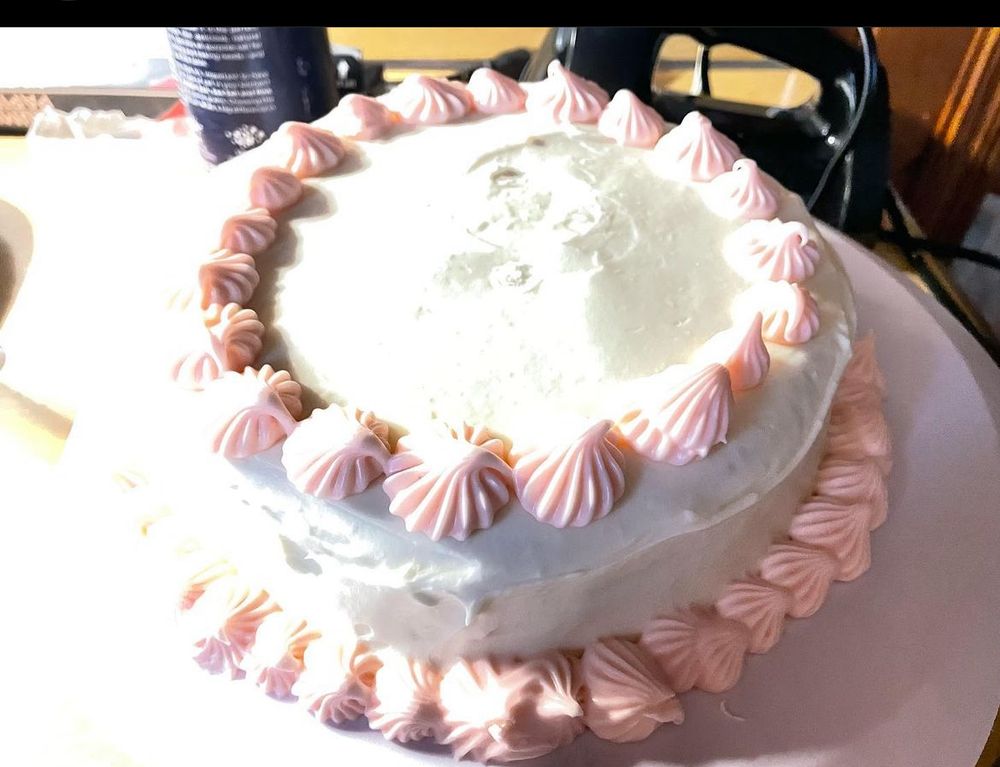 Cake Confidence Logo