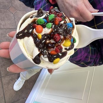 Crepes N' Cream - Brownie M&M "chocolate lover" - Creperies Near Me - Branson, Missouri Crepes N' Cream - Brownie M&M "chocolate lover" - Creperies Near Me - Branson, Missouri