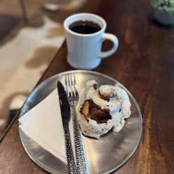 Huey's Coffee - Cinnamon Roll