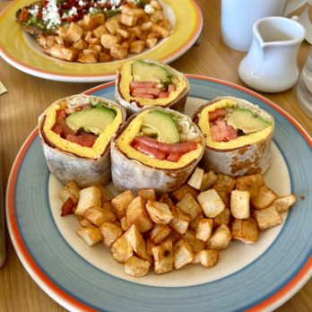 Lucy's Cafe - California Roll Wrap - Vegetarian Near Me - Chicago, Illinois